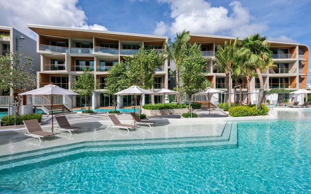Wyndham Grand Nai Harn Beach Phuket 640x400